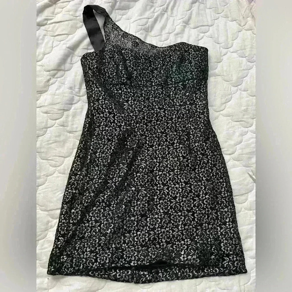 Betsy Johnson  One Shoulder Dress Size 10 - Picture 2 of 11